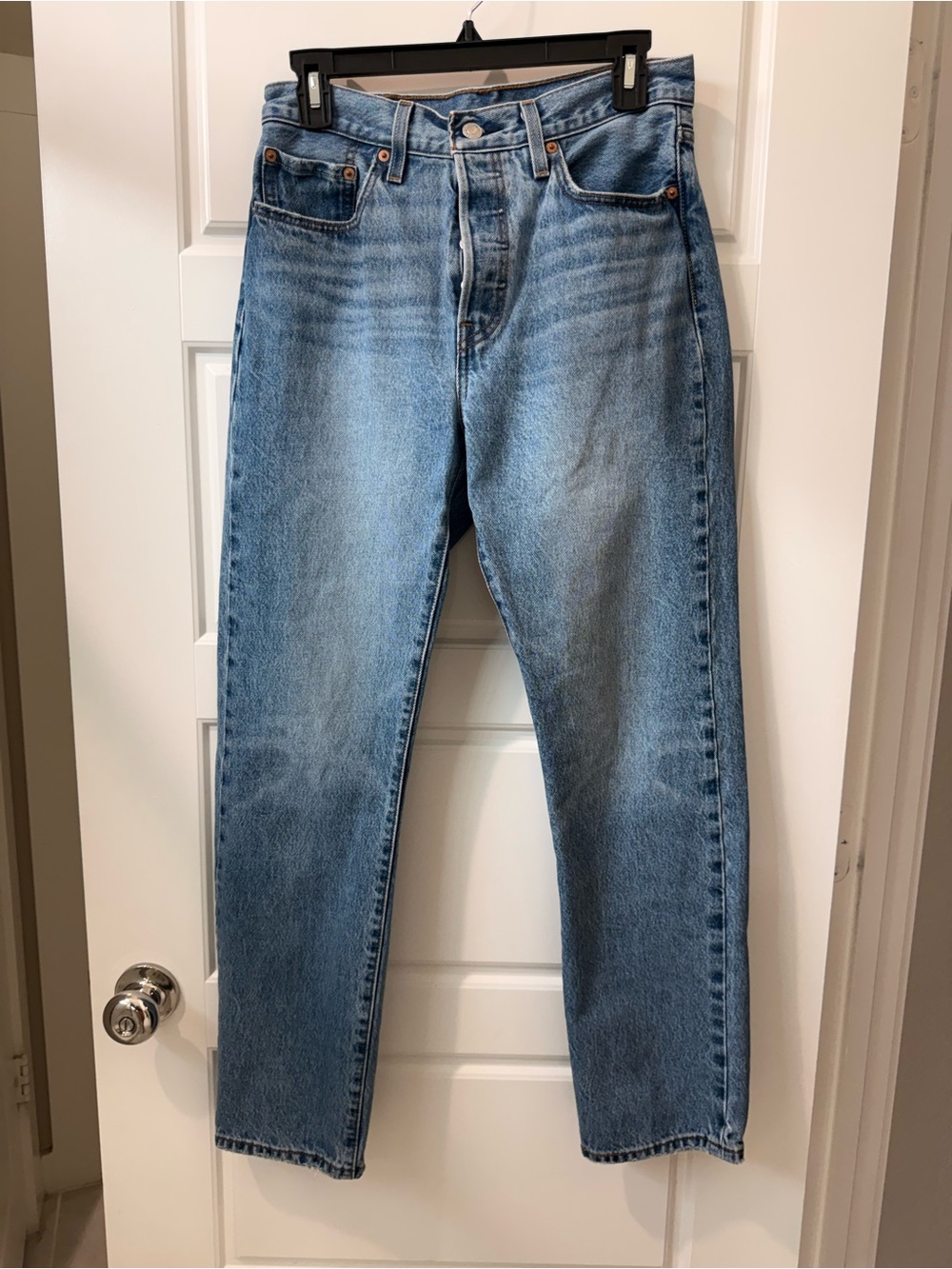 Levi's Medium Wash Straight Leg Women's Jeans